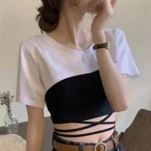 [하프클럽/]크롭 반팔 티셔츠 데일리 루즈핏