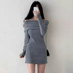 [하프클럽/]페미닌 오프숄더 슬림핏 골지 원피스 JSD-1004451