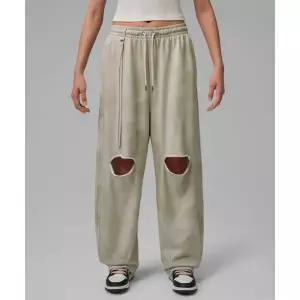 NIKE 나이키 조던 플리스 배기 팬츠 W 세일 라이트 오어우드 브라운 IR7792-133