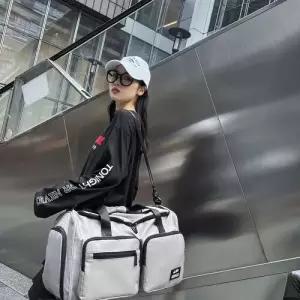 천진반 냠녀공용 여행 토트 숄더 헬스백 보조가방 건습분리 러기지백팩 스포츠백 크로스 가방 대용량 KUK5