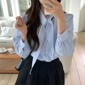 여성블라우스 클래식 스트라이프 리본 타이 블라우스