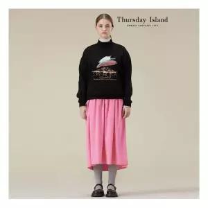써스데이아일랜드 정상가-139000원Thursday Island 터틀넥 스?셔츠T238MST233W