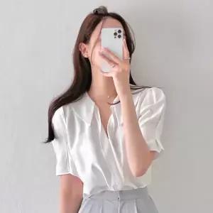 예쁨시전 새틴 오피스 하객룩 여름 브이넥 핀턱 반팔 블라우스
