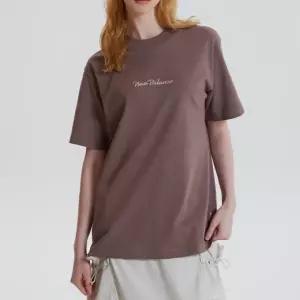 반팔티 LQJ NBNEF3V712-85 WOMEN Script 그래픽 반팔티 (SEMI OVER FIT)