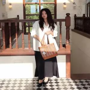 빈폴 액세서리 브리즈 펀칭 미디엄 숄더백 브릭 BE54D3M03C