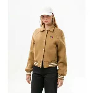 타미진스 TOMMY JEANS 울 블렌드 바시티 재킷 T32G0WJC11TWL1AEN 253417