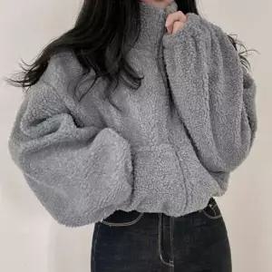 [잇백잇슈] 하이넥뽀글이점퍼 겨울 트렌디 베이직 (43579943A)