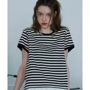 꼼파뇨 CPGN STUDIO 스트라이프 CROP 링거티 블랙