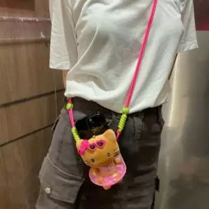 키티 블랙 스킨 핫걸 휴대폰 백 클립 귀여운 분실방지 크로스끈