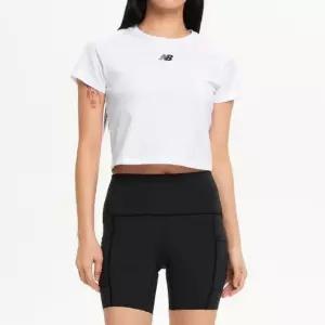 뉴발란스반팔티 LQJ NBNEF2W012-10 WOMEN 에센셜 중앙로고 반팔티 (SLIM FIT)