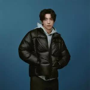 [아이더](남주혁착용) 남성 에드온 아트 푸퍼 구스다운 숏패딩 자켓_DMW25523