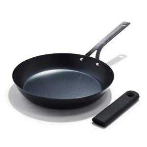 OXO 옵시디언 프리시즌드 카본 스틸, 탈착식 실리콘 손잡이 홀더가 있는 10인치 프라이팬 프라이팬, 인덕션, 오븐 안전, 블랙