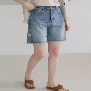 [WPBG]절개 포인트 4부 유니크 진주 데님 반바지