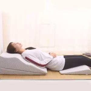 등받이 삼각베개 역류성 식도염 예방 등쿠션 웨지 필로우 침대 허리 받침대