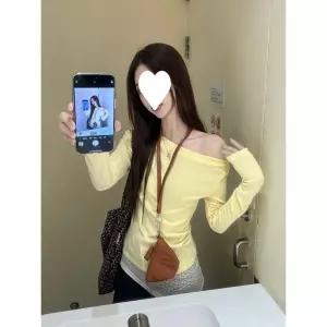 EAMT 여사친 페이크 투피스 라운드넥티 옐로 레이스 오프숄더 숄더 탑 YJ1