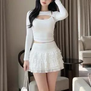 [하프클럽/셀러허브_여성트랜드패션]여자 말랑 플레어 레이스 속바지 미니