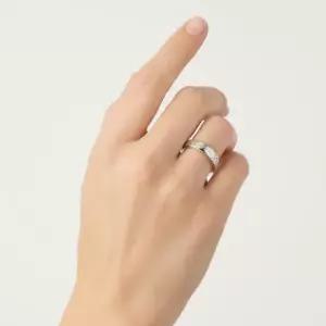 매장AS가능) 케이스쇼핑백포함)선물포장 구찌 유광 실버 4mm 시그니처 반지 814712 8106