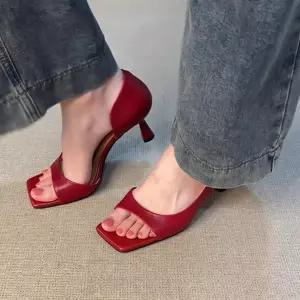 밀슨 스퀘어토 오픈토 미들힐 샌들 여자 여름 펌프스 데일리 구두 6cm