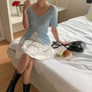 [하프클럽/]여성 브이넥 골지 슬림핏 스트랩 니트 가디건