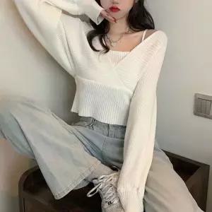 [하프클럽/]랩스타일 골지 퍼프 소매 긴팔 니트 블라우스