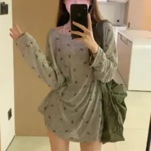 [라일리여성의류] Rly 소프트 리본 패턴 루즈핏 슬림핏 여성 롱슬리브