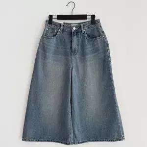 여성 일자핏 7부 바지 와이드 워싱 청반바지