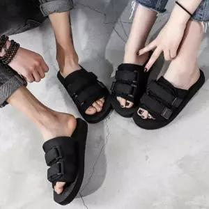 [하프클럽/]여름 바닷가 커플 남녀 공용 슬리퍼 샌들 여행 신발 검정색 나들