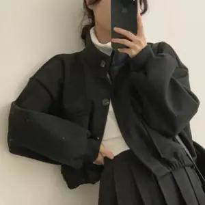 여성 가오리핏 데일리 베이직 모던 크롭 코트