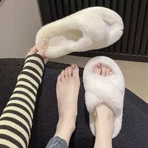 [하프클럽/]여성용 실내용 겨울 털 슬리퍼 방한 사무실 거실 따뜻한 퍼 실내