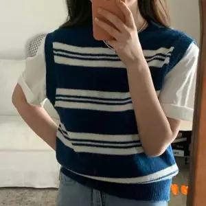 |CCJ6F43|여성용 스트라이프 짧은 니트 조끼 크롭 베스트