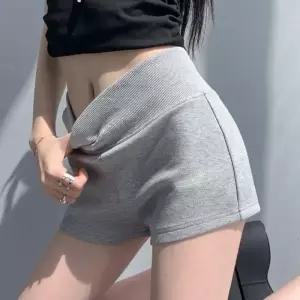 [라일리여성의류] Rly 슬림핏 여성 3부팬츠 베이직 반바지 숏팬츠 LK