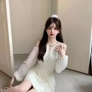 헐크 여친 여자 원피스 스커트 오프숄더 슬림핏 춘추공주 쉬폰 센스가 홀터넥 긴팔 KKE3