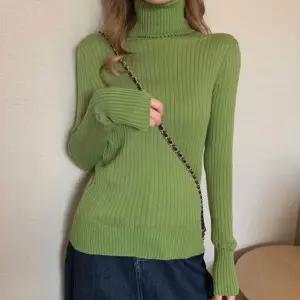 가을 겨울 레이어드넥 여자 출근룩 코디 예쁜 폴라티 베이직패션아이템