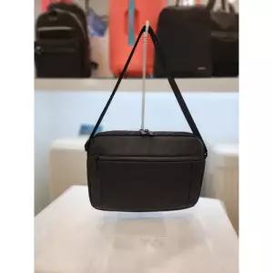 아메리칸투어리스터 세이브존01 MILTON 밀턴 초경량 가로본능 크로스백  깔끔세련된