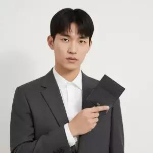 셀린느 남성 로고 카드 홀더 10B833BGO 38SI