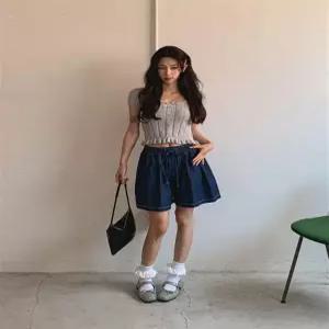 [핀디] 여름 내내 교복 확정 핀턱 밴딩 데님 큐롯 팬츠