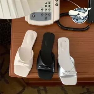 여름 슬리퍼 리본 장식 편안한 스퀘어 쉐입 여성슬리퍼 여름슬리퍼 발편한슬리퍼