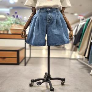 더블 핀턱 4부 데님 바지 A25DM5217