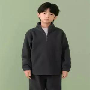 무신사 스탠다드 키즈 오버사이즈 폴라 플리스 하프 집업 다크 그레이 390584