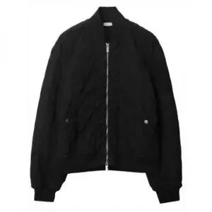 버버리 BURBERRY Quilted Nylon Bomber Jacket 8083827) 퀼팅 나일론 보머 자켓)
