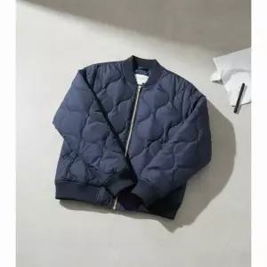 세인트제임스 STE Izia 이지아 퀼팅 다운 자켓 아미랄