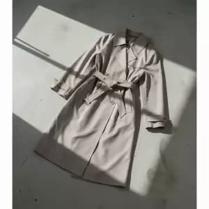르메르 LEMAIRE 디테처블 라이닝 트렌치 코트 CO1127 LF414 446