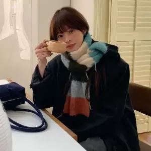 피치 니트 머플러 울 배색 여성 목도리 커플 스트라이