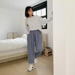[하프클럽/]여성 발목 단추 포인트 허리밴드 팬츠