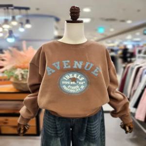 양기모 애비뉴 맨투맨 티셔츠 A25TS5402
