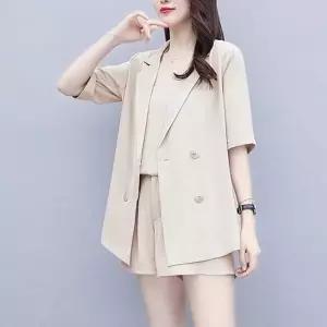 시원깔끔한 여자 여름 반팔 정장 세트 3329748