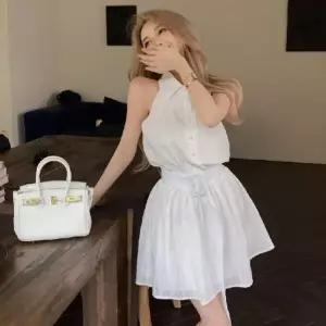 [하프클럽/]여성 여름 패션 데일리 카라 홀터넥 벨트 미니 드레스