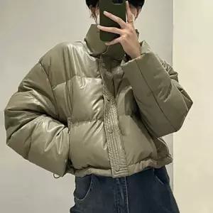 여성 베이직 볼륨 하이넥 패딩 숏점퍼 TDN0025