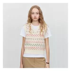 던스트 UNI CRAFTED V-NECK KNIT VEST IVORY_UDSW5A109IV