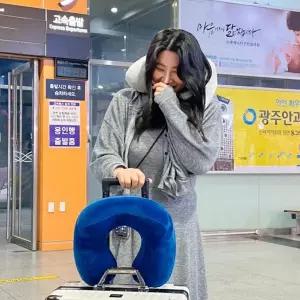 [하프클럽/알티피아]목베개 에어 기내용목베개 여행 휴대용 벨벳 그레이